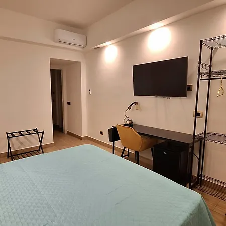 Domus Albalonga 4* Řím