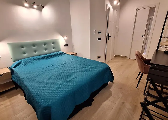 Domus Albalonga 4* Roma